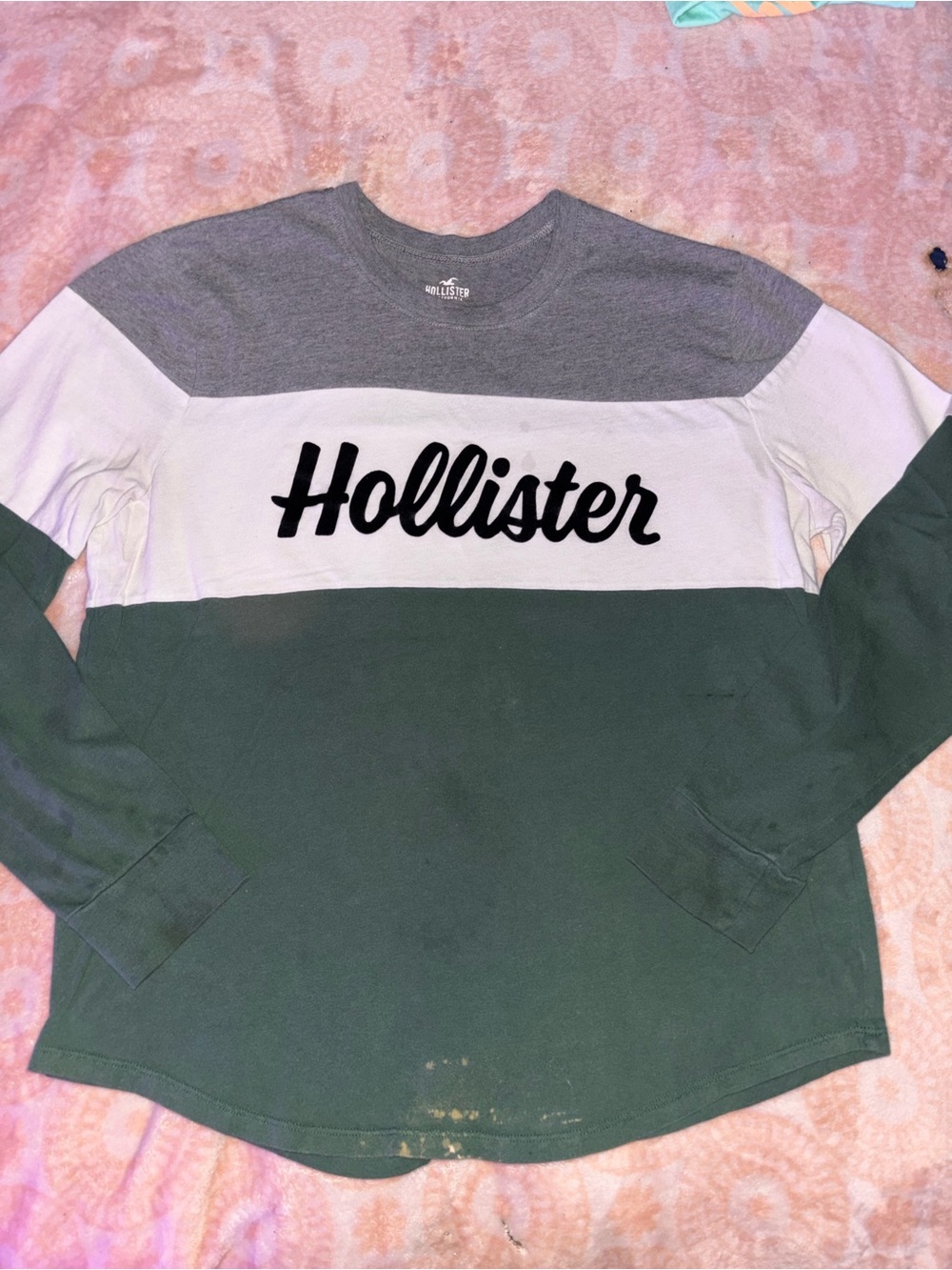 Hollister Gray, White & Forest Green Colorblock Crewneck